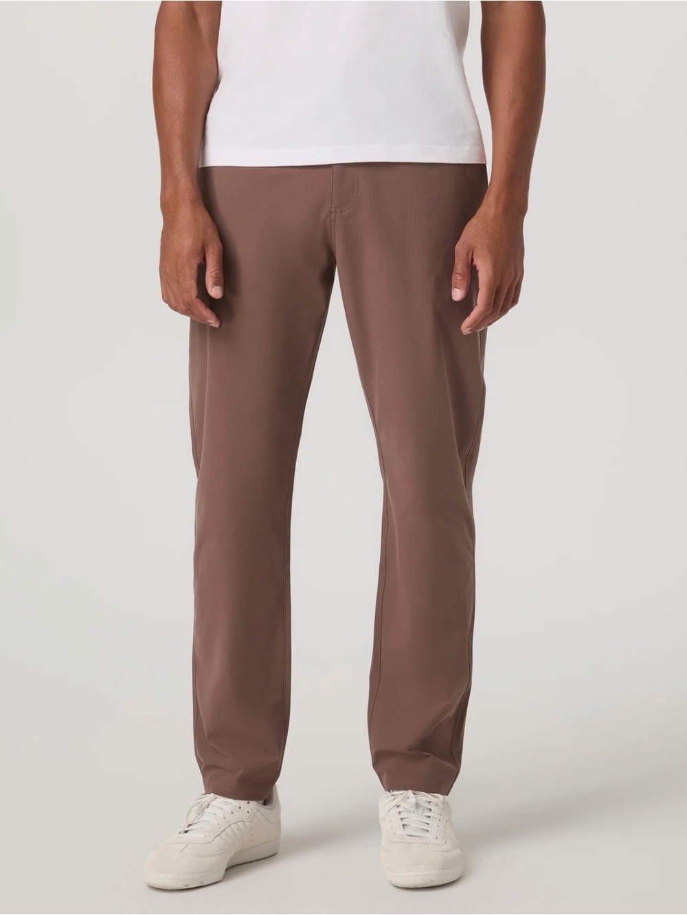 Vuori Meta Trouser Classic Fit 32” Size 33 in Sable